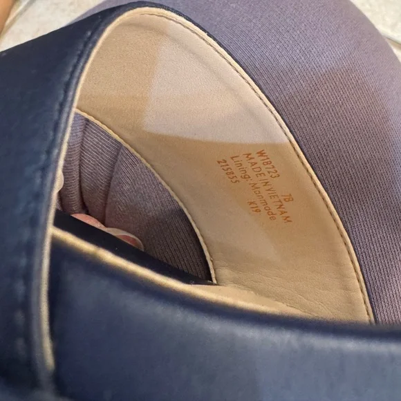 ❤️Cole Haan Navy Blue Platform Shoes Sz 7 - Picture 7 of 7